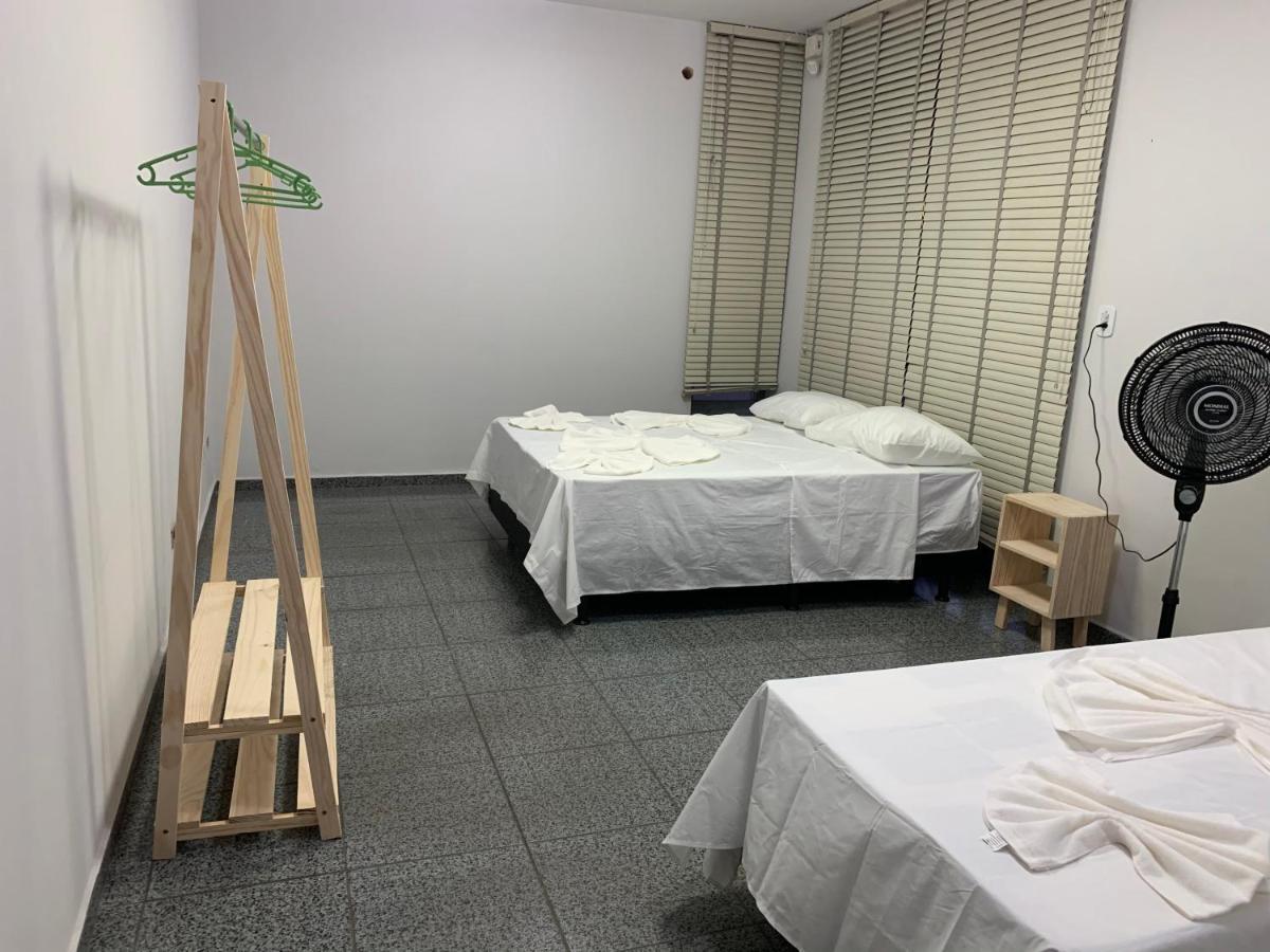 H One Hostel Goiânia Buitenkant foto