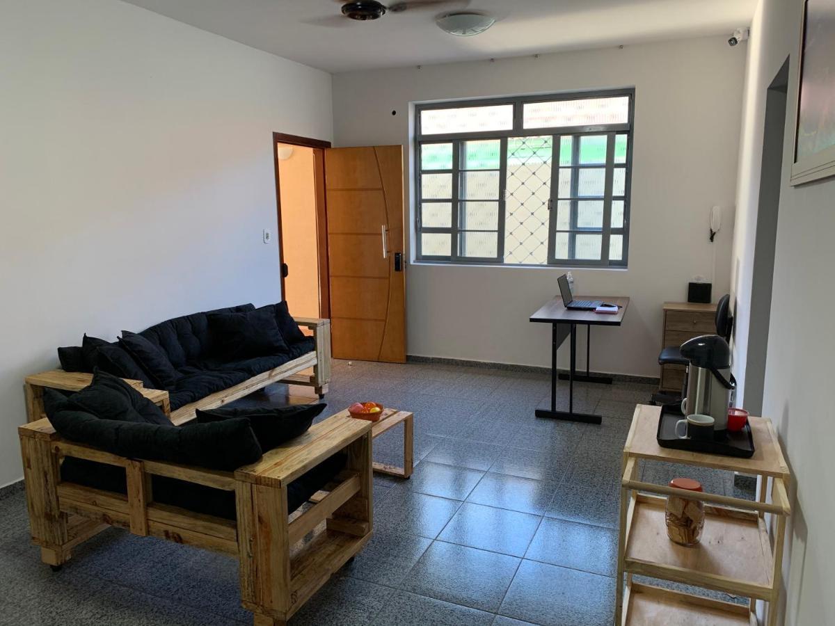 H One Hostel Goiânia Buitenkant foto