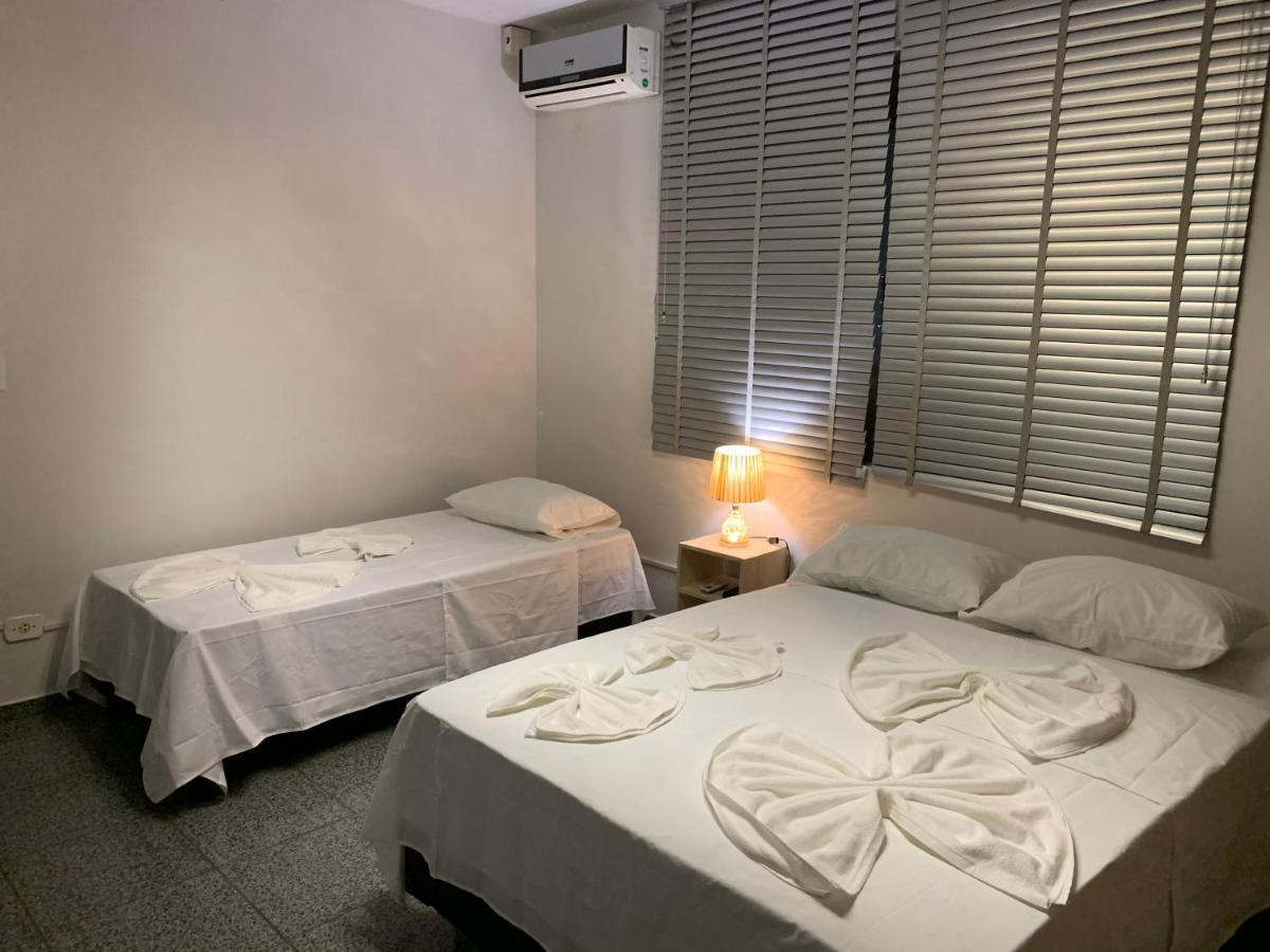 H One Hostel Goiânia Buitenkant foto